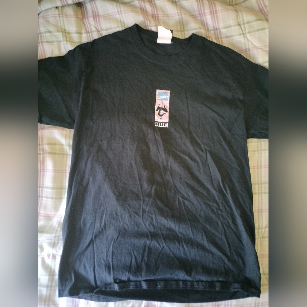 Marvel Spiderman Graphic Tee SZ M BOGO